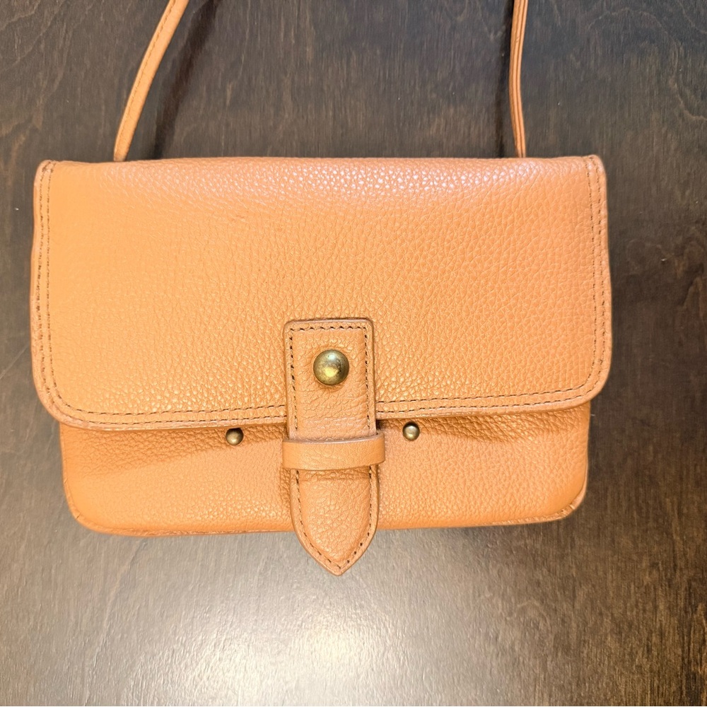 Lucky Brand Pebbled Leather Crossbody in Cognac